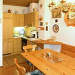 Kunzhof-4 By Interhome Appartement