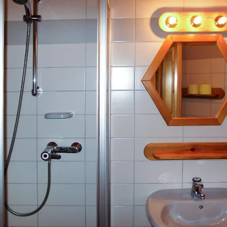 Kunzhof-4 By Interhome アパート Winklern